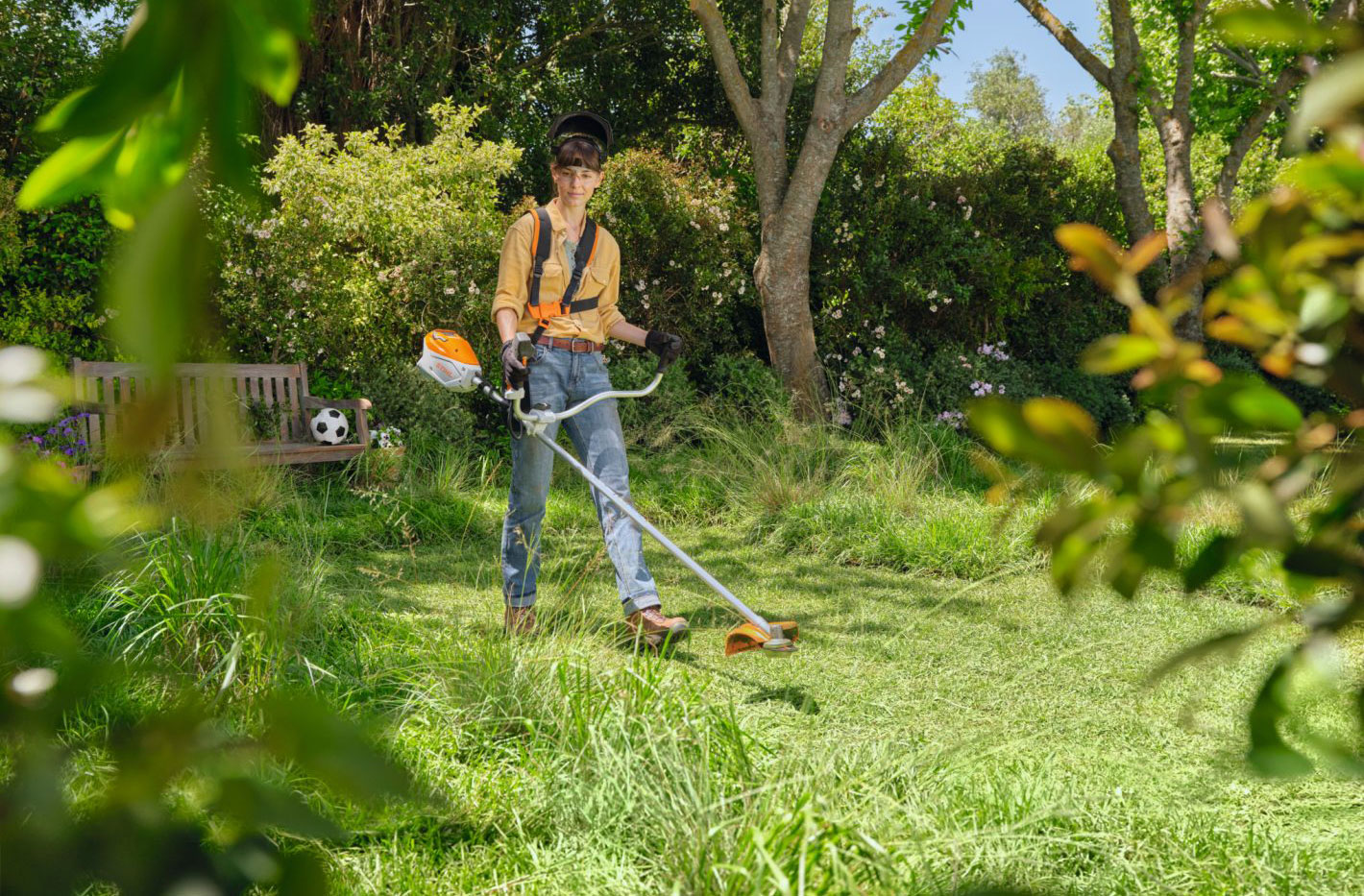 fsa60praca Akumulátorový krovinorez STIHL FSA 80, BEZ AKUMULÁTORA - iba stroj – Obrázok 4