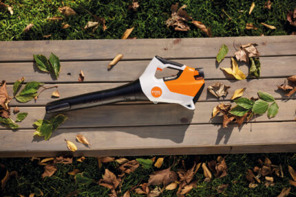 STIHL BGA 30 set s 2 x AS 2 + AL 1